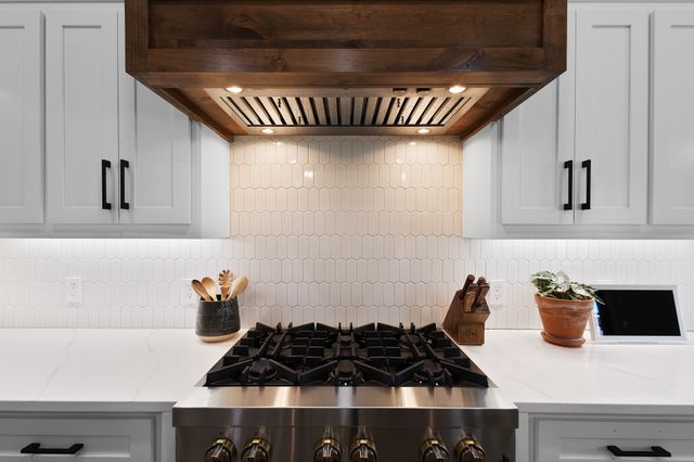 1611 N Mason Street, Bowie, TX 76230