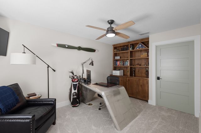 1611 N Mason Street, Bowie, TX 76230