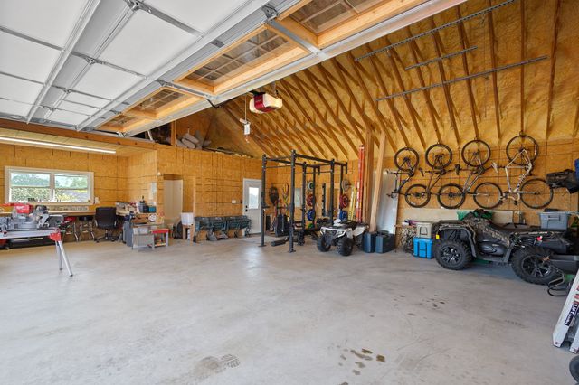 1611 N Mason Street, Bowie, TX 76230