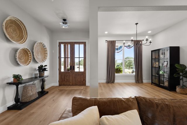 1611 N Mason Street, Bowie, TX 76230