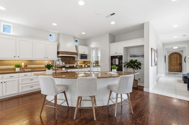 1826 Club Drive, Gilroy, CA 95020