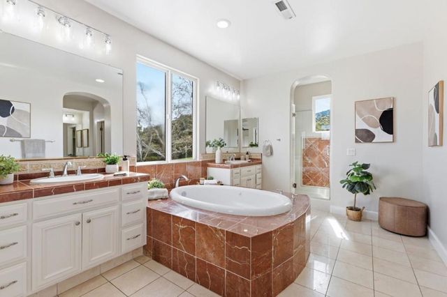 1826 Club Drive, Gilroy, CA 95020