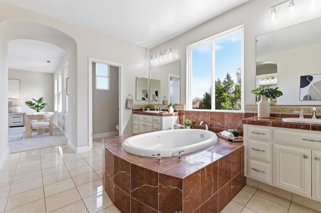 1826 Club Drive, Gilroy, CA 95020