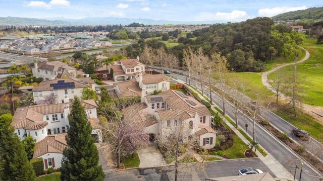 1826 Club Drive, Gilroy, CA 95020