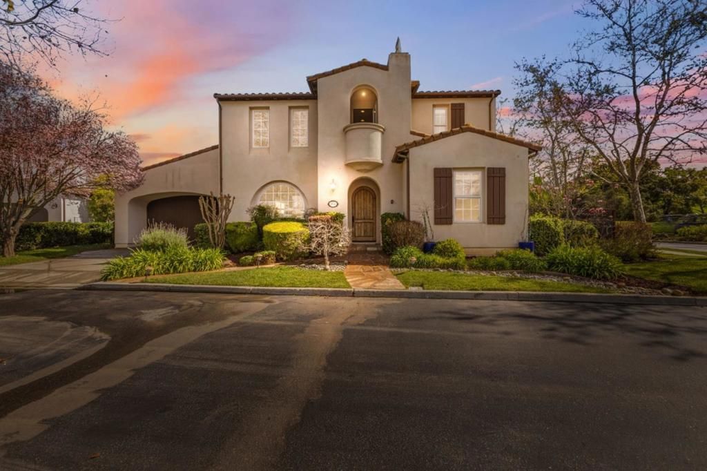 1826 Club Drive, Gilroy, CA 95020