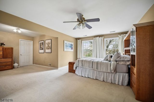 1 Trout Brook Ln, Randolph Twp., NJ 07945