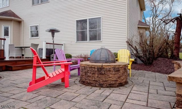 1 Trout Brook Ln, Randolph Twp., NJ 07945