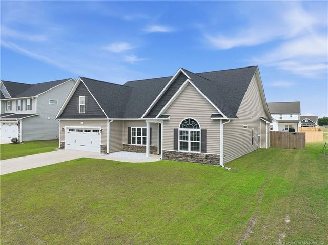 365 Whitestone Drive, Fayetteville, NC 28312
