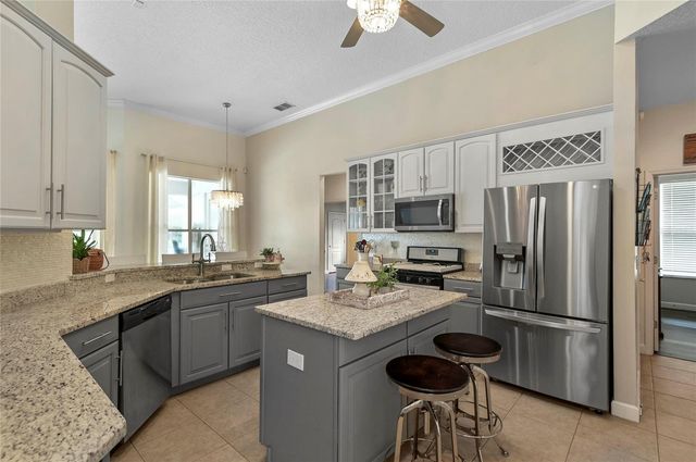 2848 ALOMA LAKE RUN, Oviedo, FL 32765