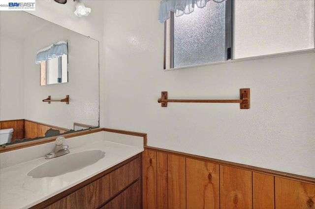 8373 Locust Pl, Dublin, CA 94568