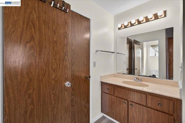 8373 Locust Pl, Dublin, CA 94568