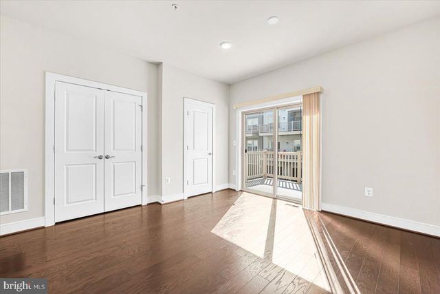 115 DICKENSON DR, Gaithersburg, MD 20878
