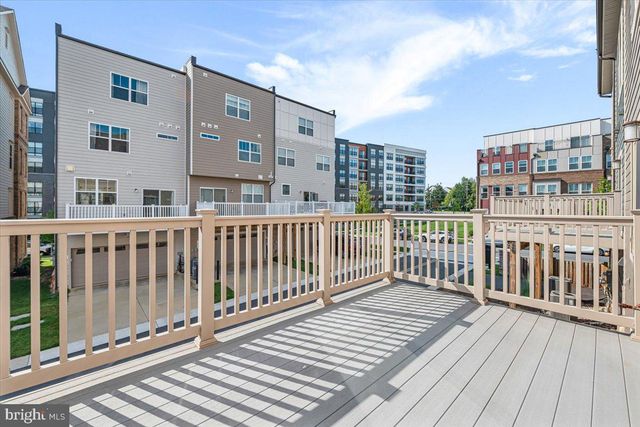 115 DICKENSON DR, Gaithersburg, MD 20878