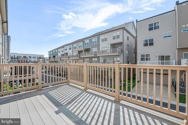 115 DICKENSON DR, Gaithersburg, MD 20878