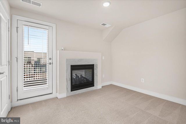 115 DICKENSON DR, Gaithersburg, MD 20878