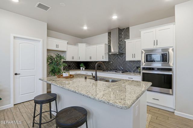 13721 Eccles Road, El Paso, TX 79928