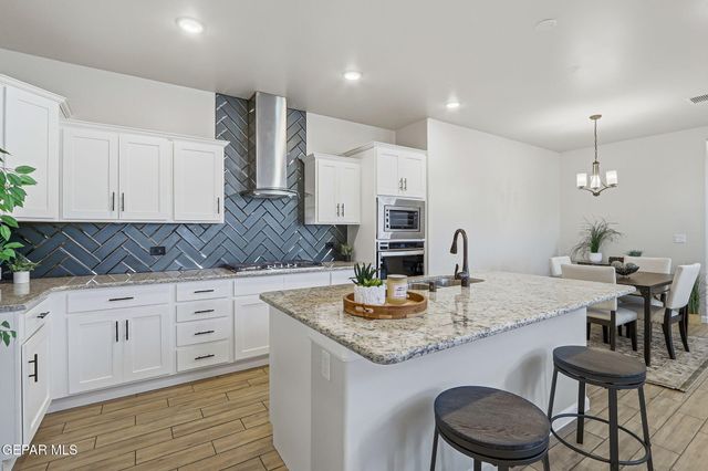 13721 Eccles Road, El Paso, TX 79928