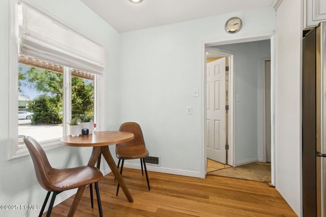 1925 E Hillcrest Avenue, Salt Lake City, UT 84106