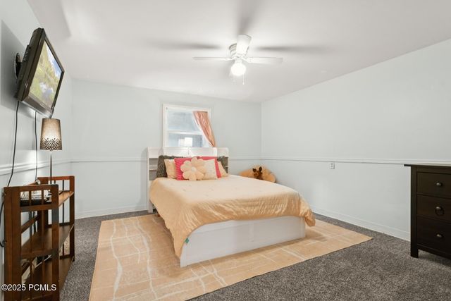 1925 E Hillcrest Avenue, Salt Lake City, UT 84106