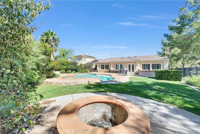 36247 Blue Hill, Beaumont, CA 92223