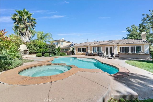 36247 Blue Hill, Beaumont, CA 92223