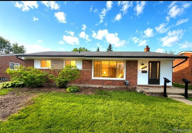 3039 Pearl Avenue, Warren, MI 48091