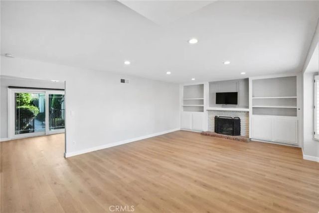 11380 Reseda, Los Angeles, CA 91326
