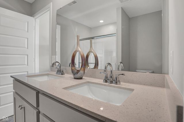 15095 Swallow Falls Way, Fishers, IN 46037
