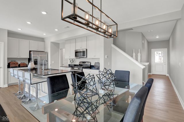 15095 Swallow Falls Way, Fishers, IN 46037