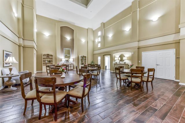 2815 Kings Crossing Drive 319, Kingwood, TX 77345