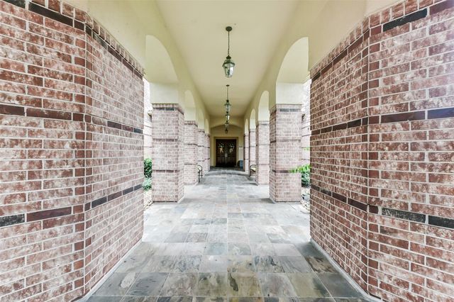 2815 Kings Crossing Drive 319, Kingwood, TX 77345