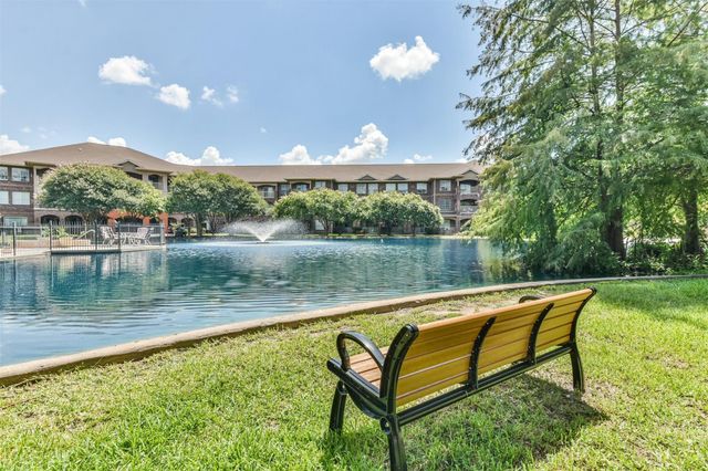 2815 Kings Crossing Drive 319, Kingwood, TX 77345