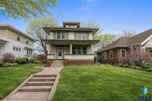 724 S Summit Ave Avenue, Sioux Falls, SD 57014