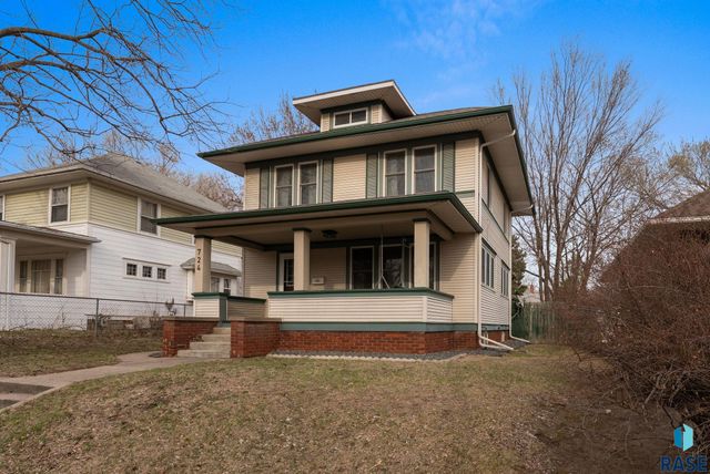 724 S Summit Ave Avenue, Sioux Falls, SD 57014