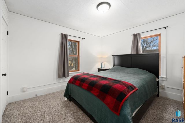 724 S Summit Ave Avenue, Sioux Falls, SD 57014