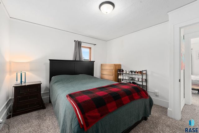 724 S Summit Ave Avenue, Sioux Falls, SD 57014