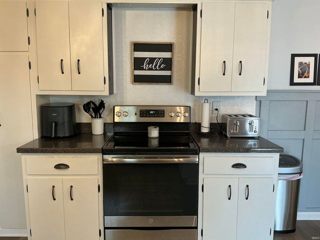 710 W Mount Pleasant Road, Evansville, IN 47711