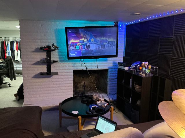 710 W Mount Pleasant Road, Evansville, IN 47711