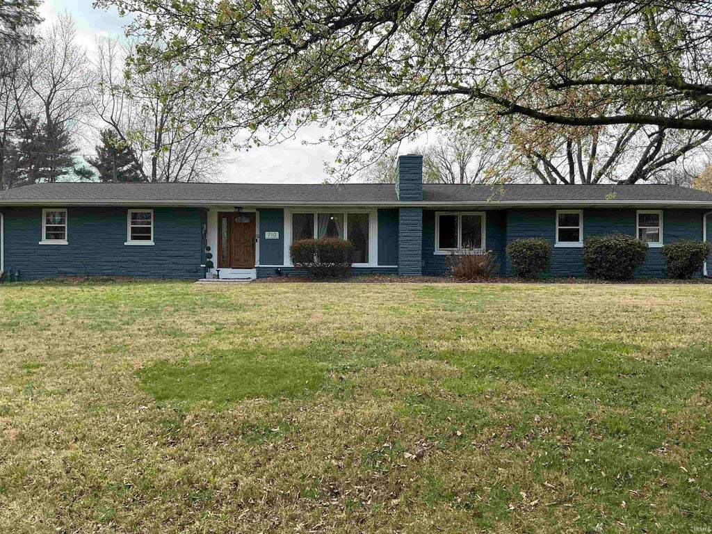 710 W Mount Pleasant Road, Evansville, IN 47711