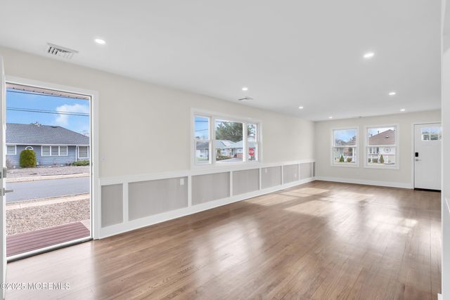 1738 Yorktowne Boulevard, Toms River, NJ 08753