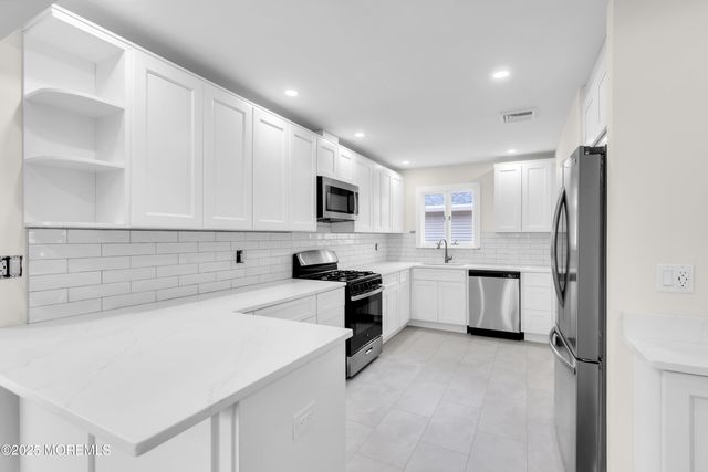 1738 Yorktowne Boulevard, Toms River, NJ 08753