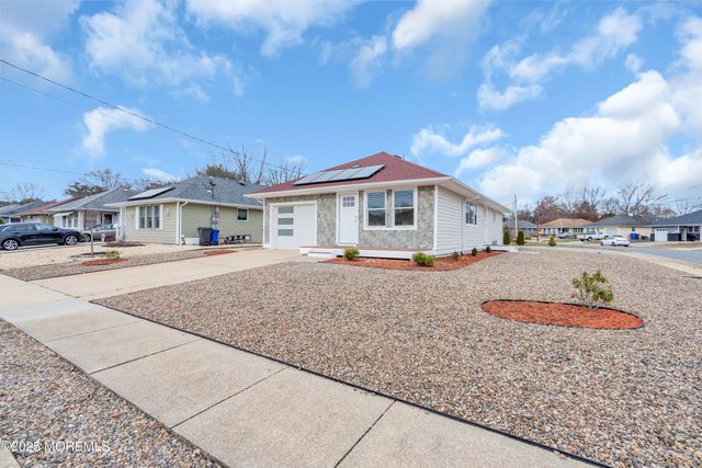 1738 Yorktowne Boulevard, Toms River, NJ 08753