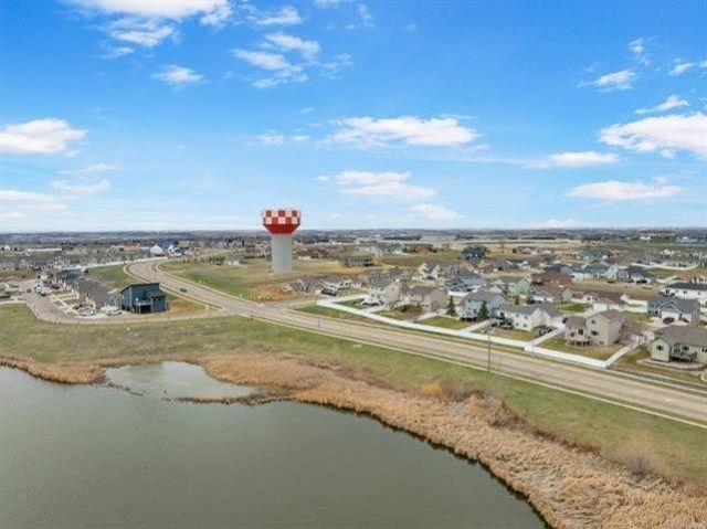 2616 17TH ST NW, Minot, ND 58703