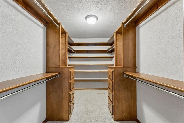 3501 N Flamingo Avenue, Bethany, OK 73008