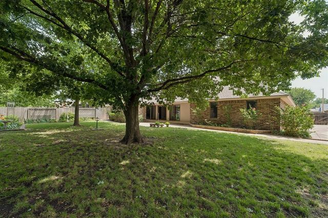 3501 N Flamingo Avenue, Bethany, OK 73008