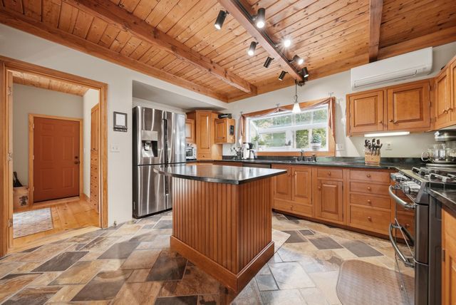 42 Highfields Road, Wilton, NH 03086