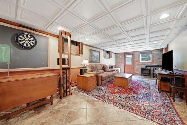 42 Highfields Road, Wilton, NH 03086