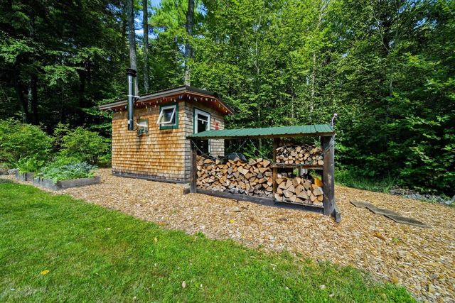 42 Highfields Road, Wilton, NH 03086
