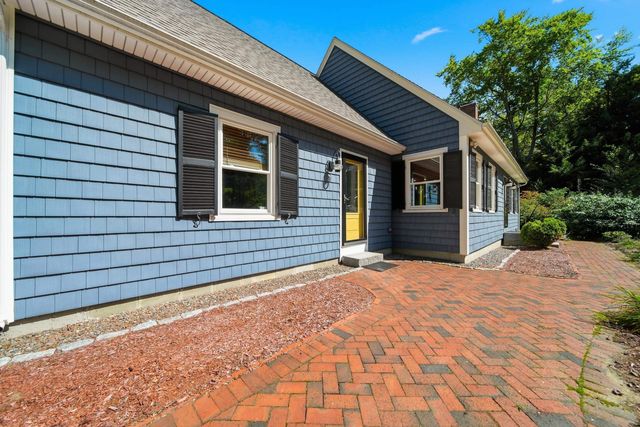 42 Highfields Road, Wilton, NH 03086