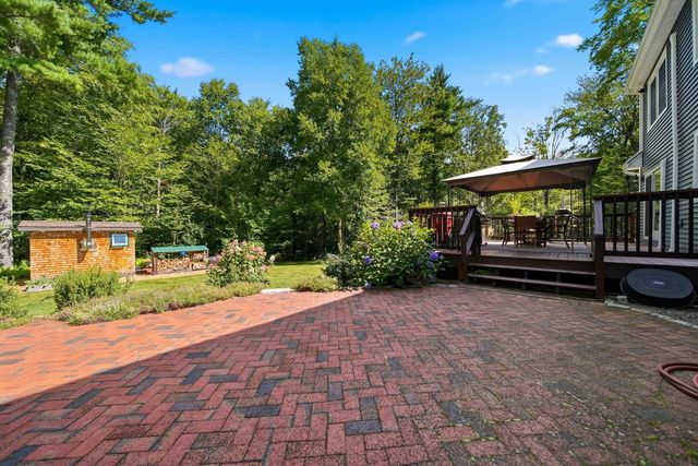 42 Highfields Road, Wilton, NH 03086